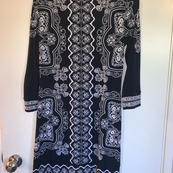 Black and white dress - Picture 1 of 3